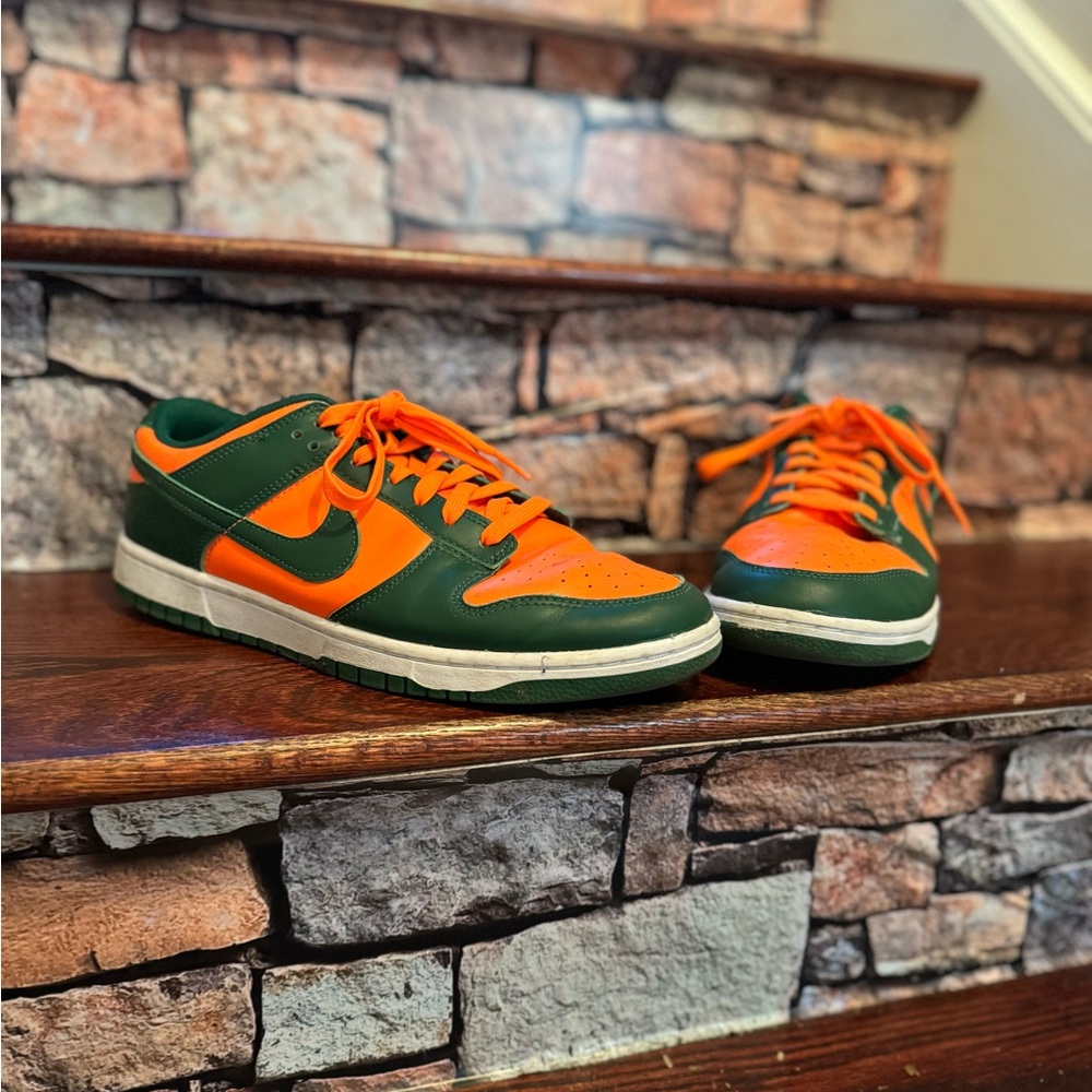 Miami Hurricanes nike dunks men size 11
